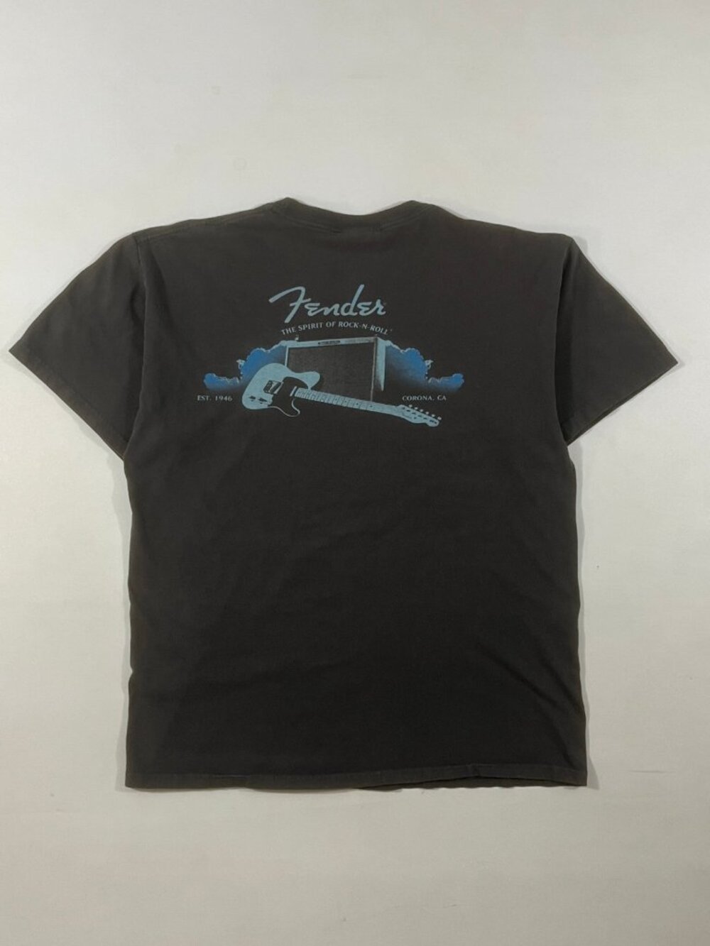 Vintage Fender Guitars Spirit of Rock-N-Roll Faded Black Graphic Tee L